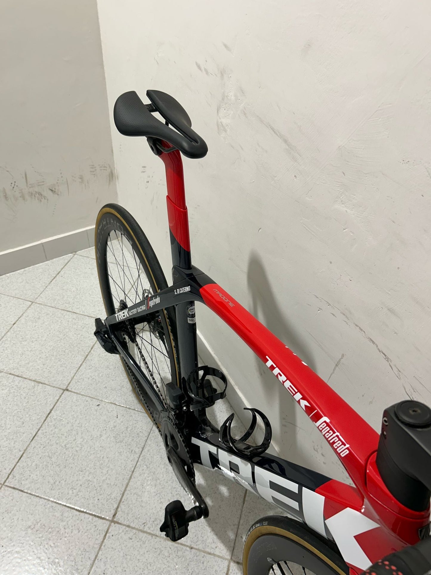 Trek Madone SLR 7 AXS Gen 6 Taille 56 - Occasion