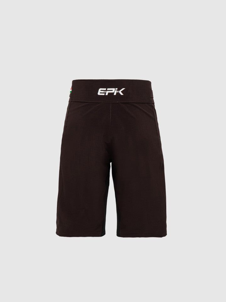 Short Pissei Epik