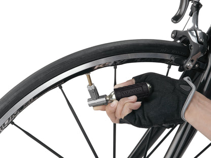 Adaptateur Topeak CO2 AirBooster + 1 bidon de CO2 16g et protection silicone